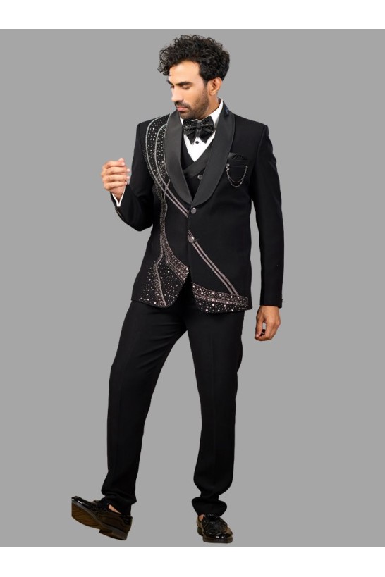 MODERN BLACK TUXEDO