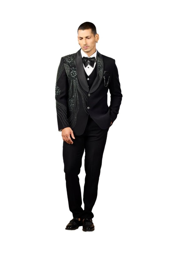 BLACK SHINE  TUXEDO