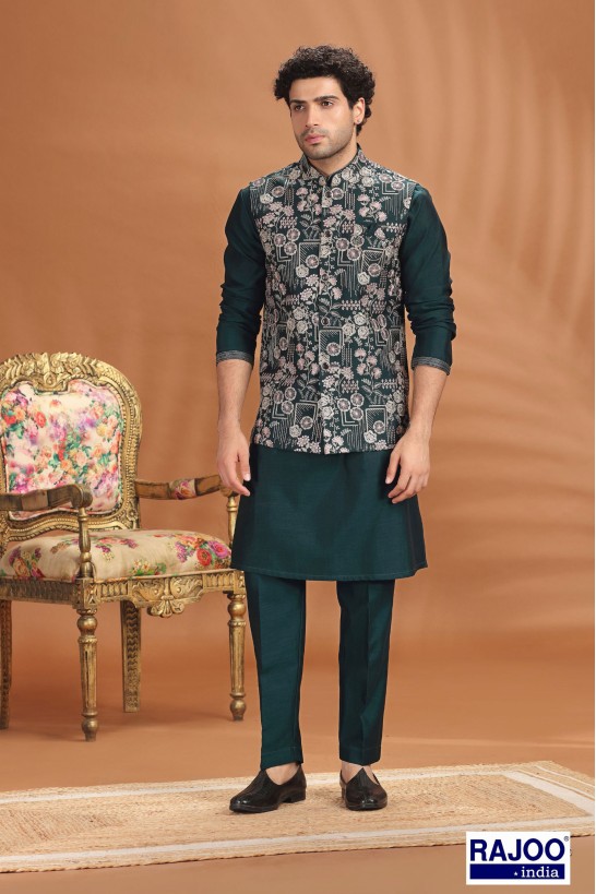 BOTTLE GREEN EMBROIDERED SET`