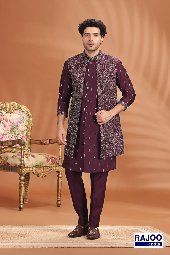 THREAD EMBROIDERED SET 