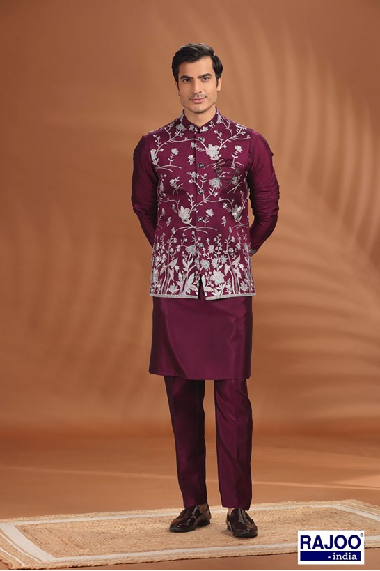 PASTEL EMBROIDERED WINE SET