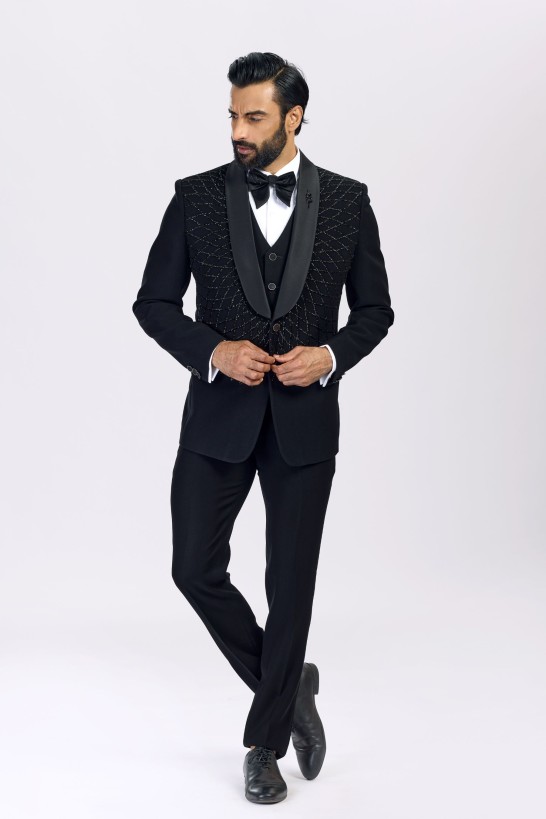 EMBROIDERED BLACK  SET 