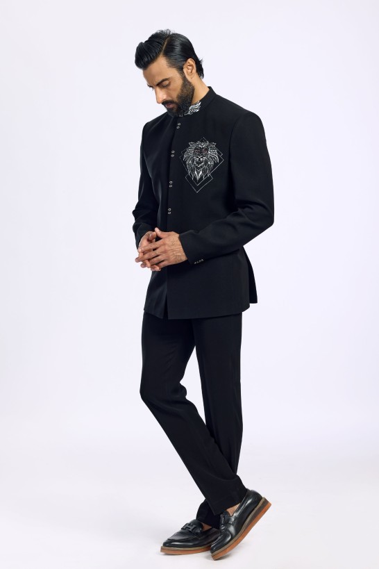 LION EMBROIDERED MOTIF SET 