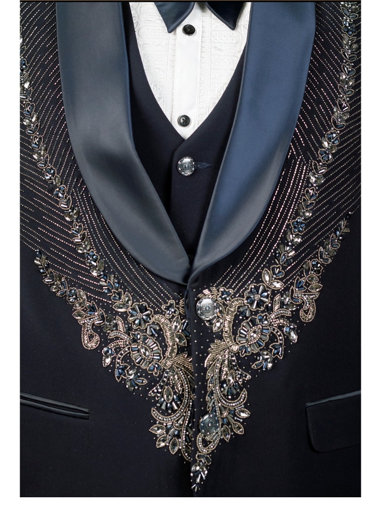 MAHARAJA MIDNIGHT SPEAK TUXEDO