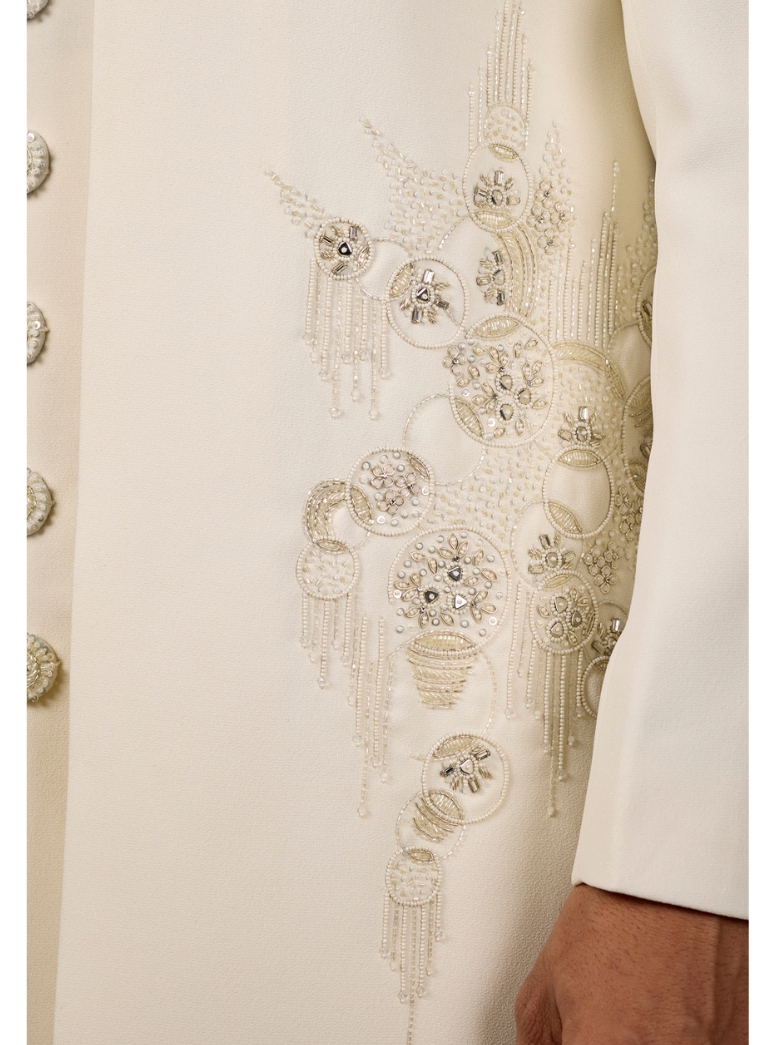PEARL WHITE INDOWESTERN 