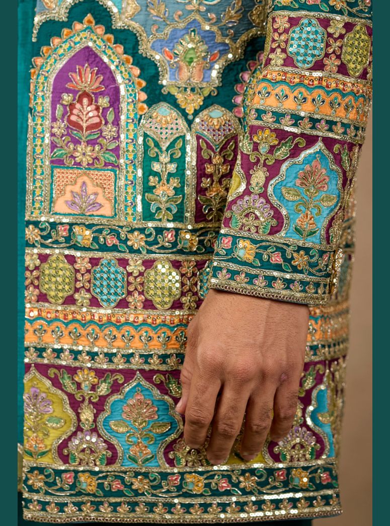 COLORFUL GREEN INDOWESTERN 