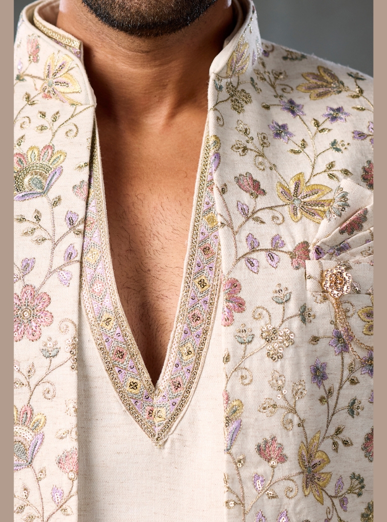 BEIGE  COLOR INDOWESTERN 