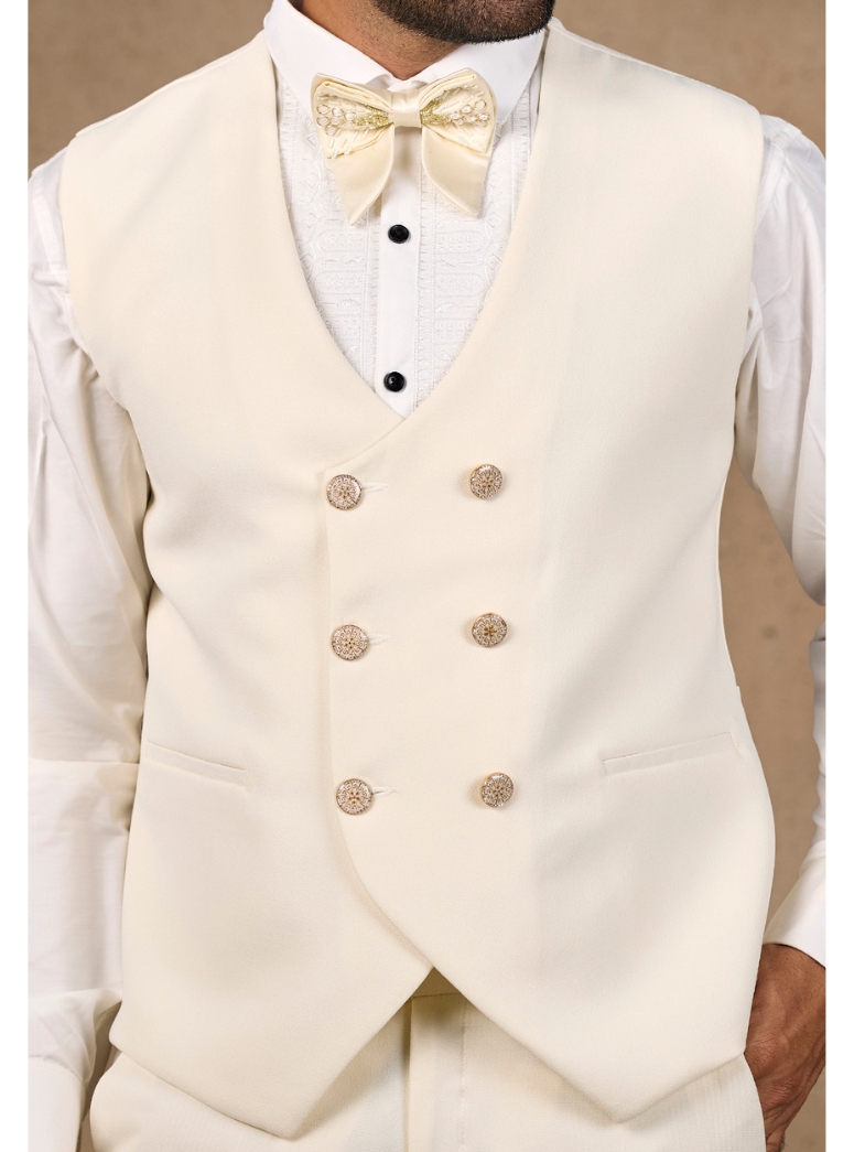 IVORY PLAYFUL TUXEDO