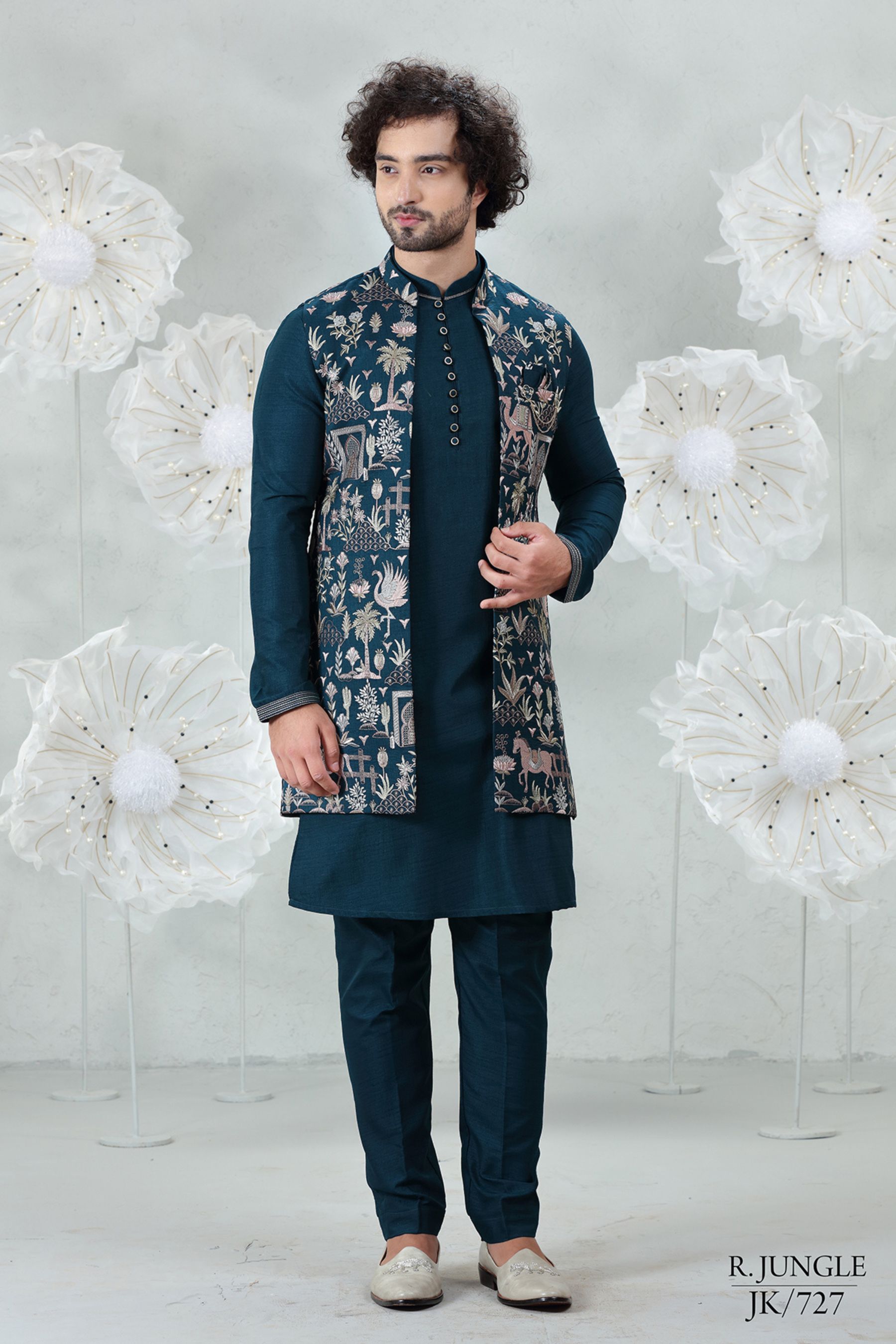 JUNGLE THEME EMBROIDERED SET