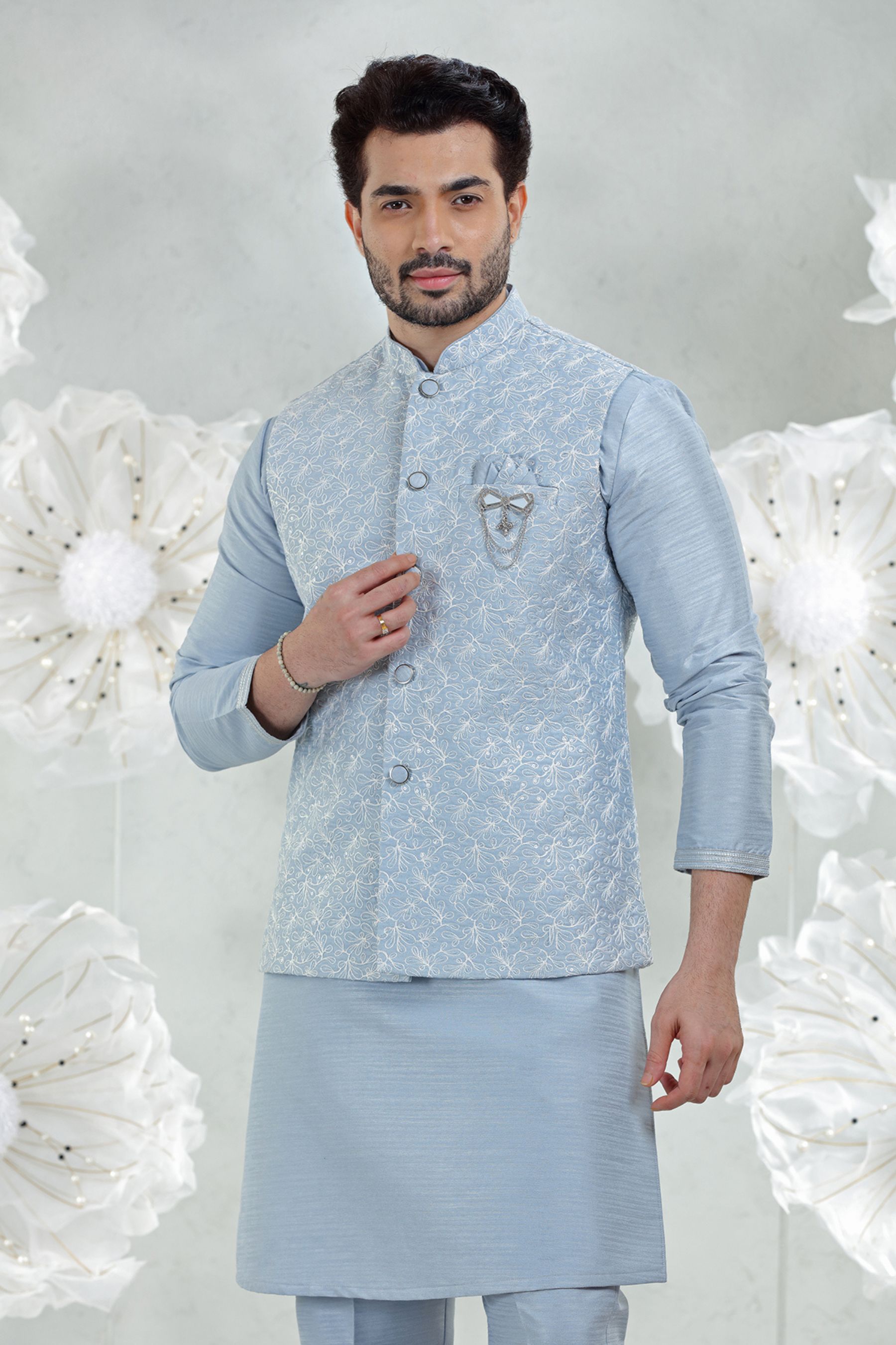 ITALIAN GREY EMBROIDERED SET