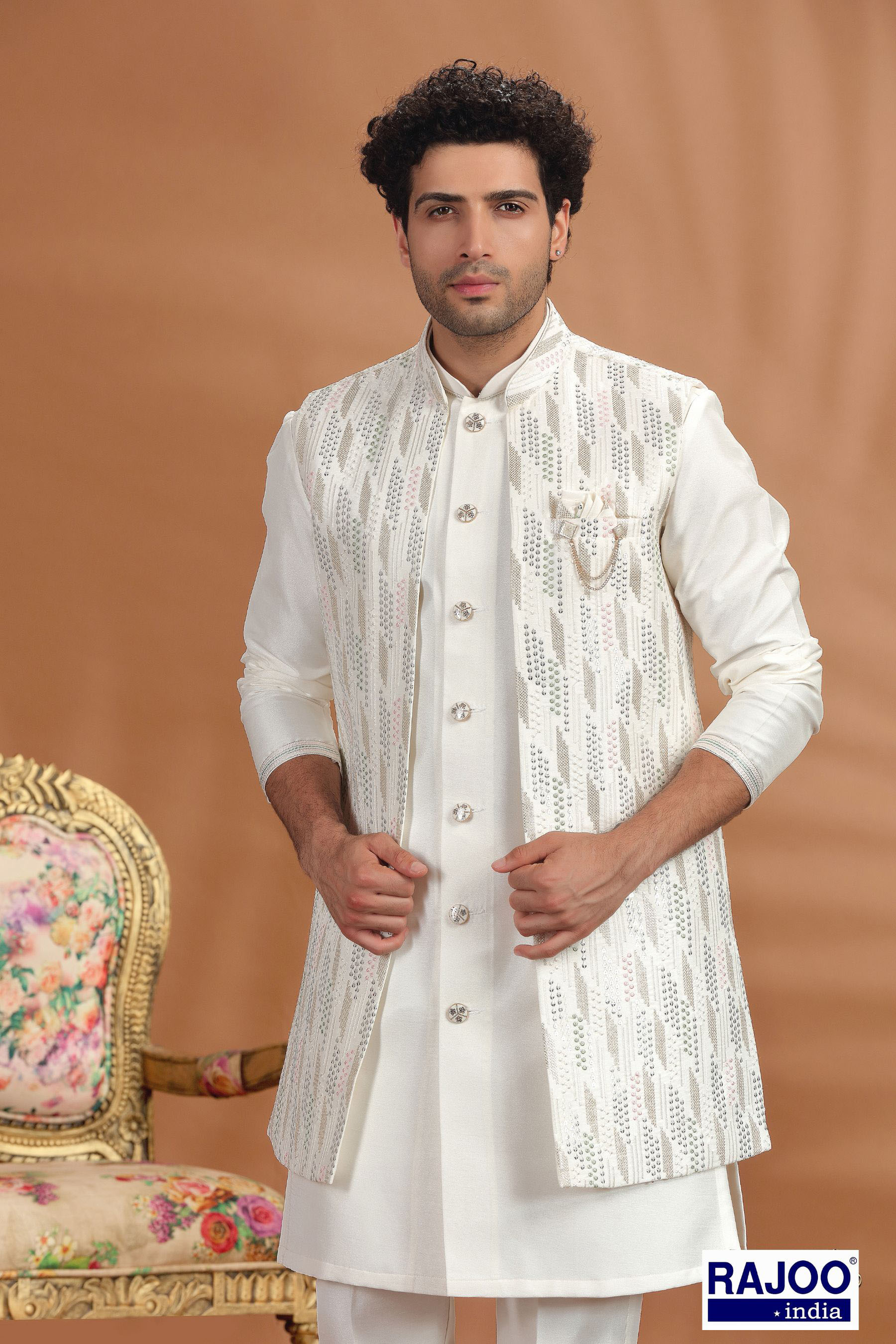 WHITE LONG JACKET SET 