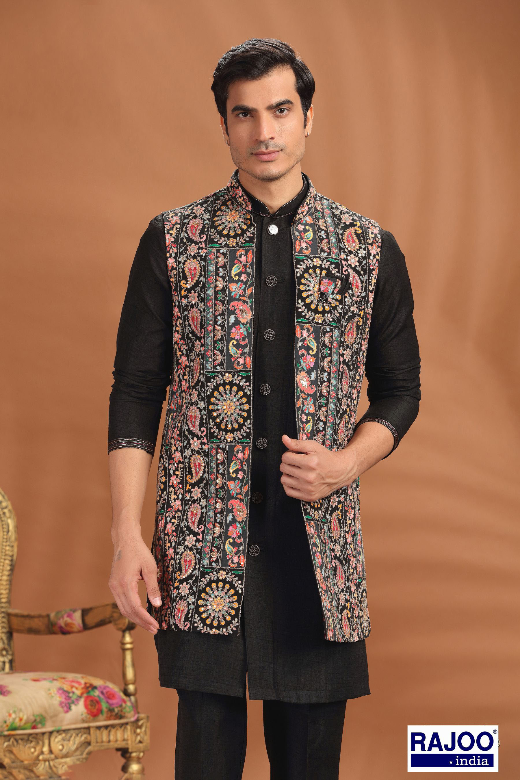 BLACK HEAVY EMBROIDERED JACKET SET 