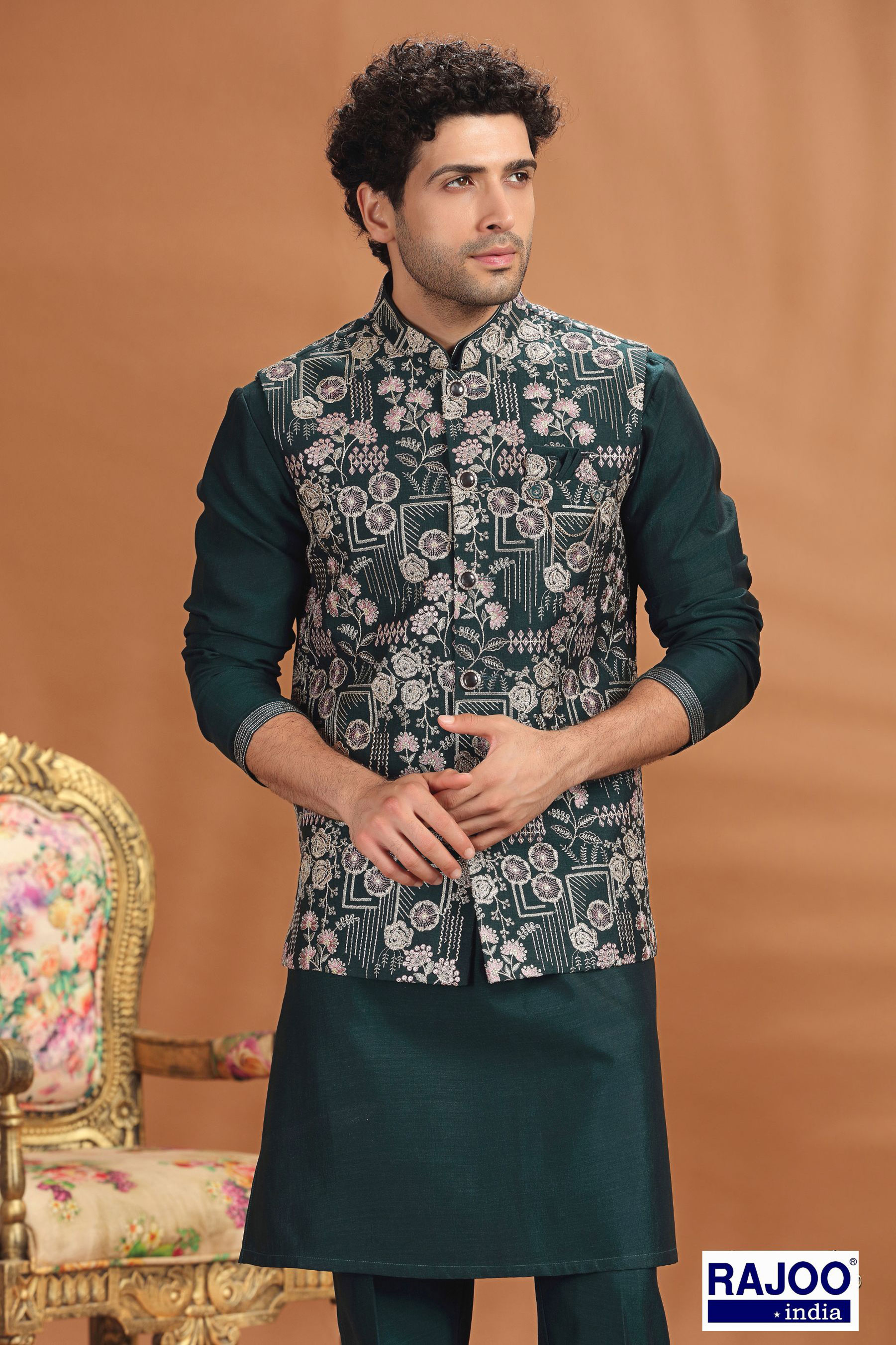 BOTTLE GREEN EMBROIDERED SET`