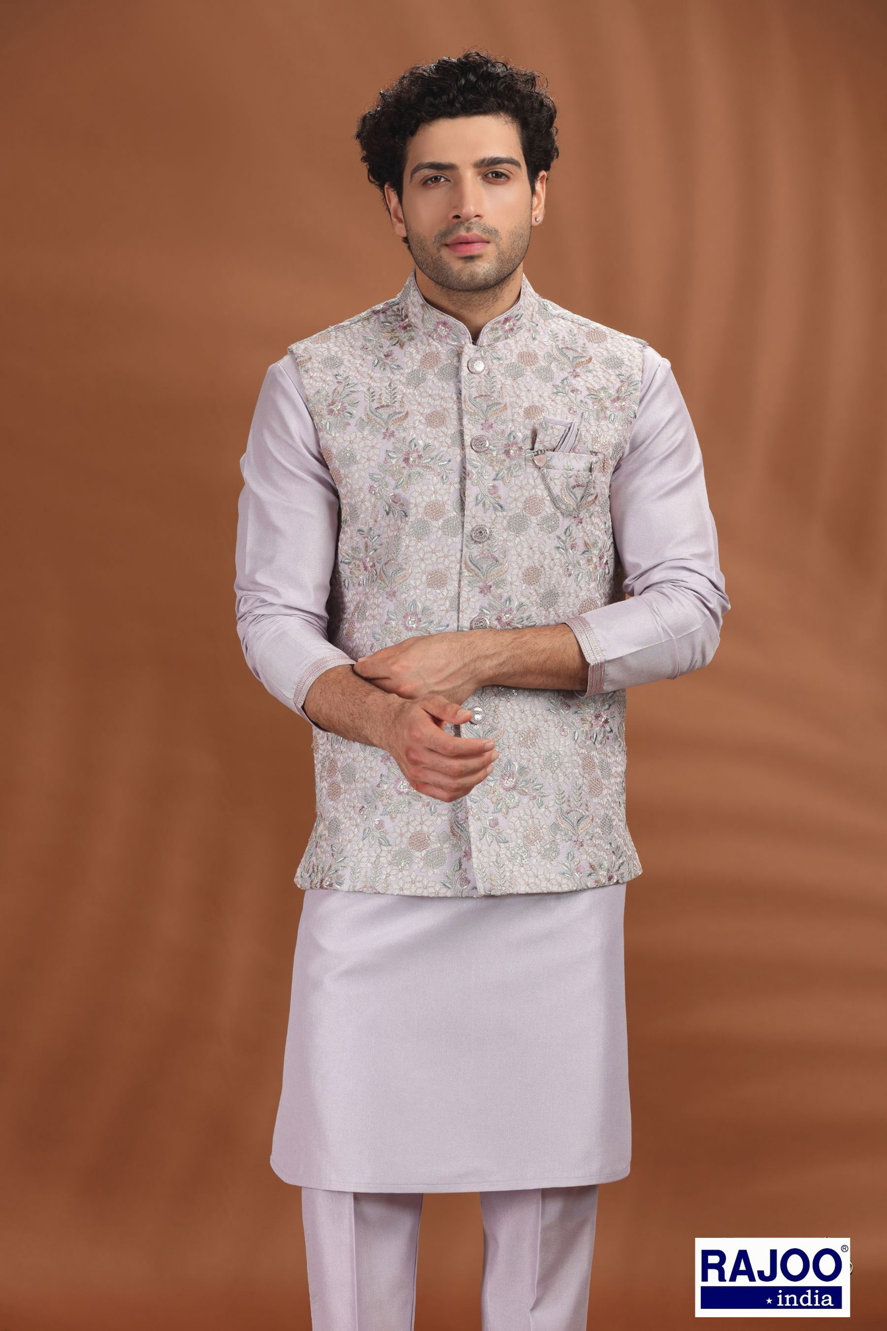 ONION COLOR  EMBROIDERED SET