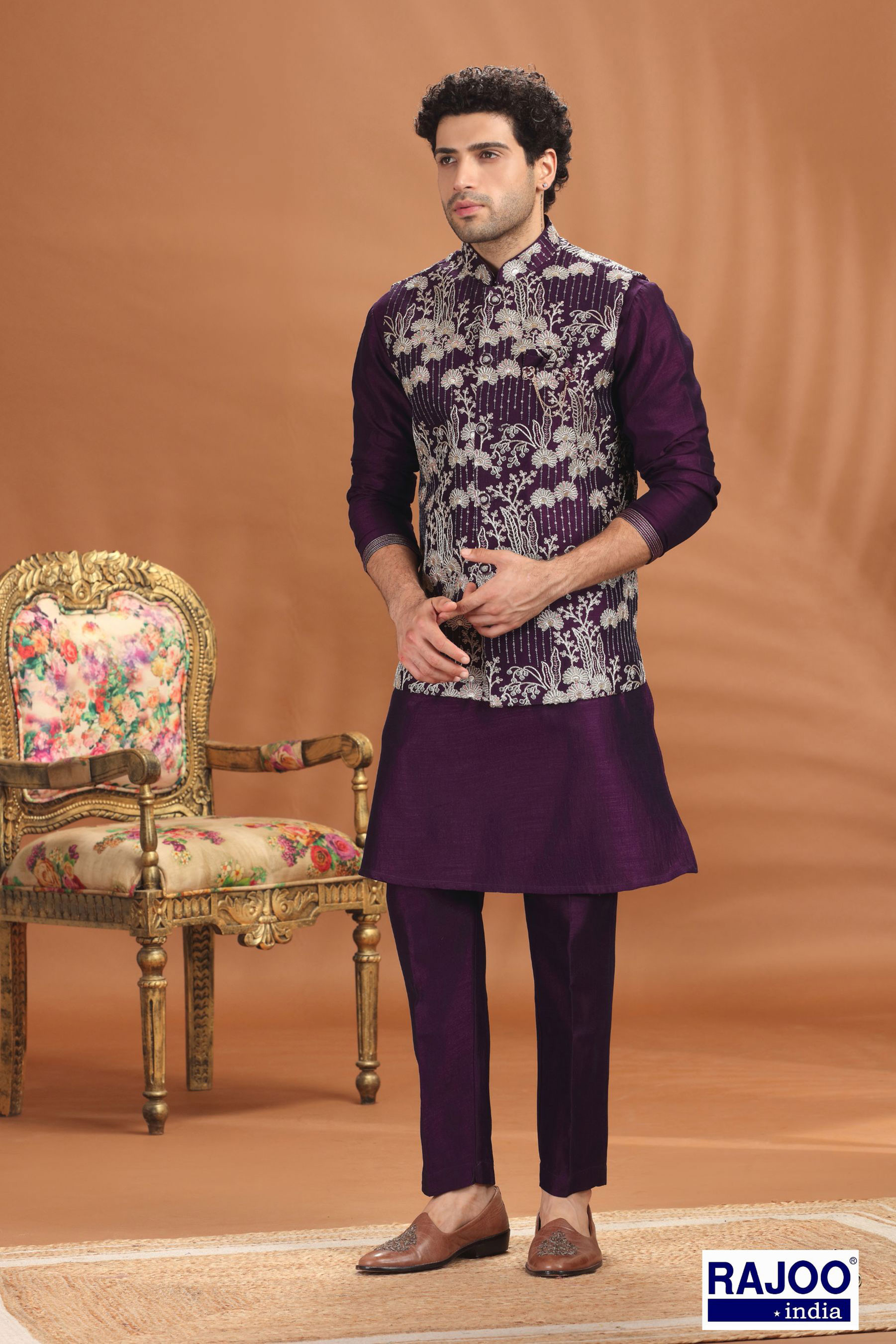 ALL OVER EMBROIDERED SET