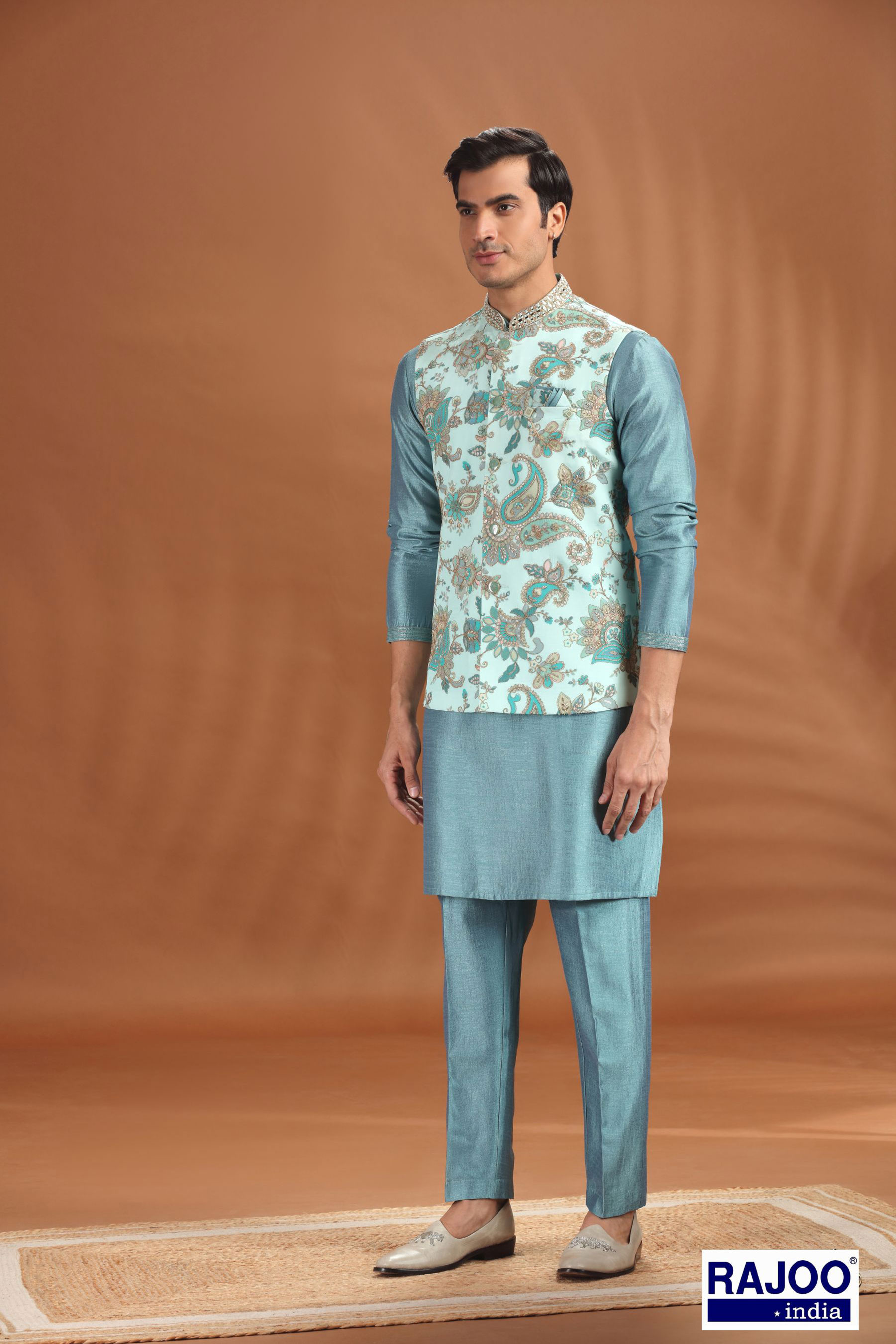 AQUA EMBROIDERED JACKET SET 