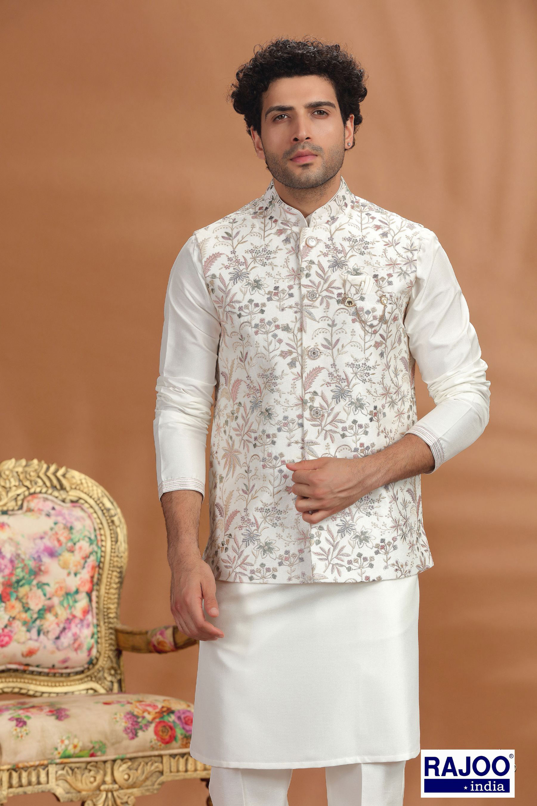 CREAM EMBROIDERED JACKET SET 