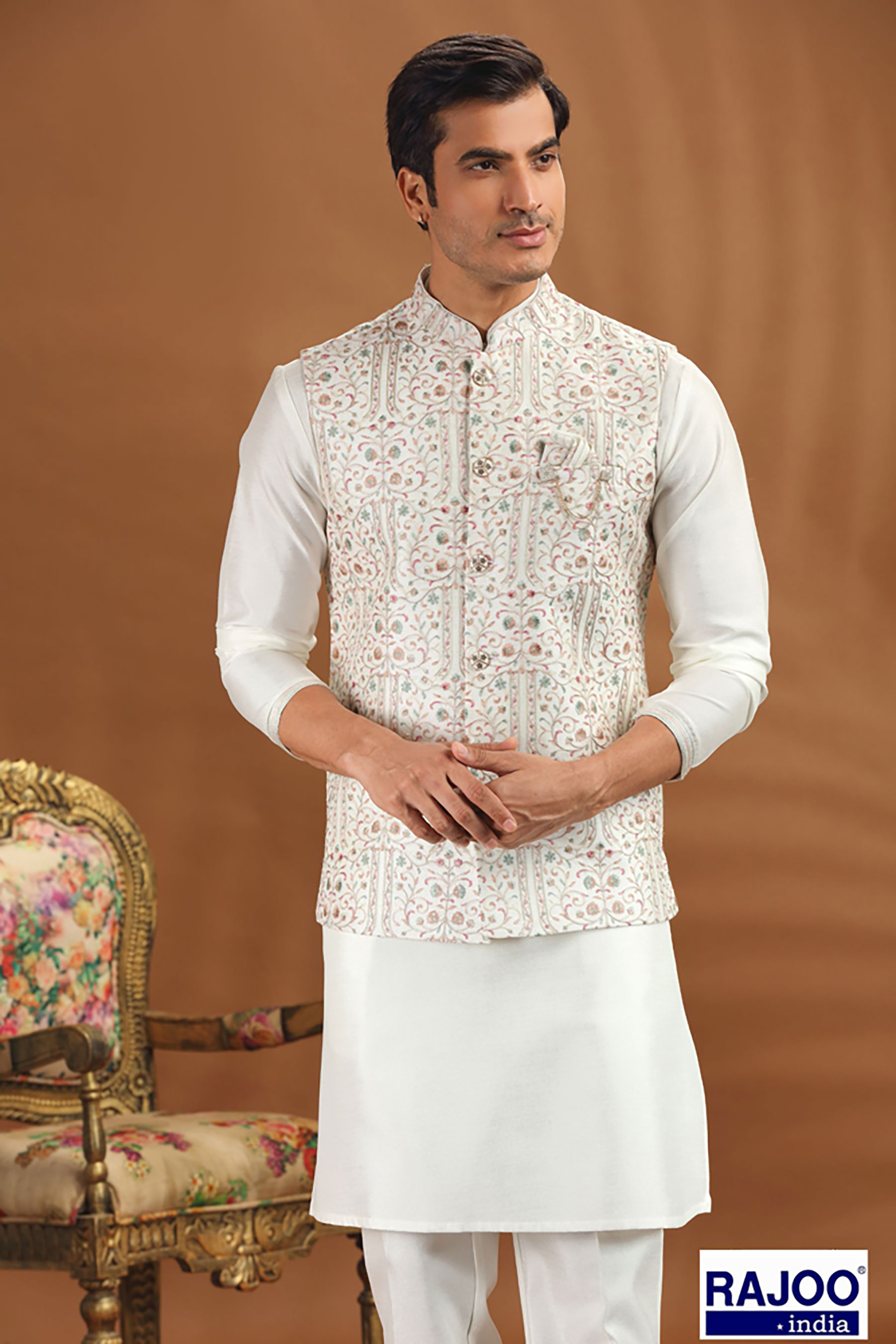 CREAM COLOR JACKET SET 