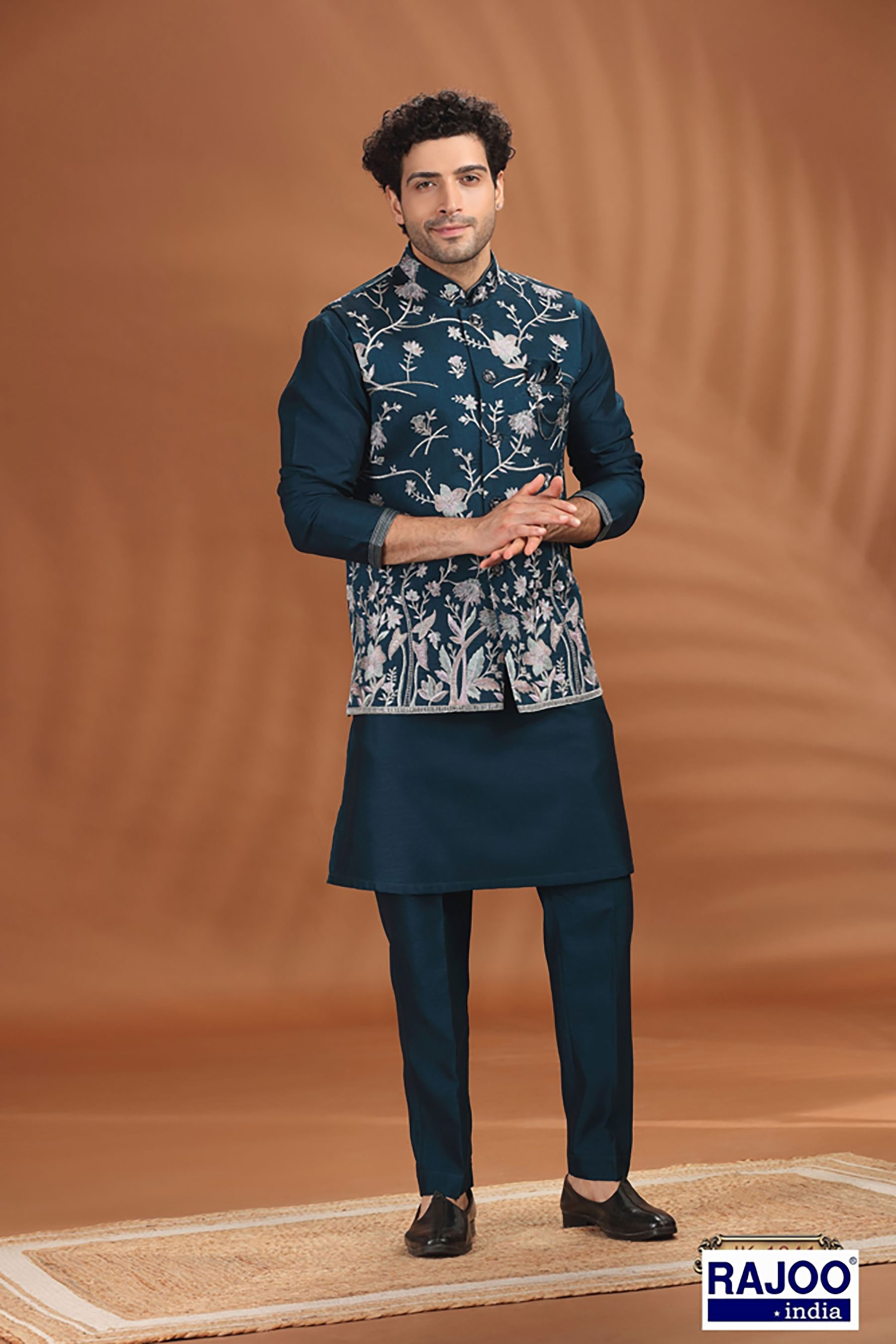 PASTEL FLORAL EMBROIDERED SET 