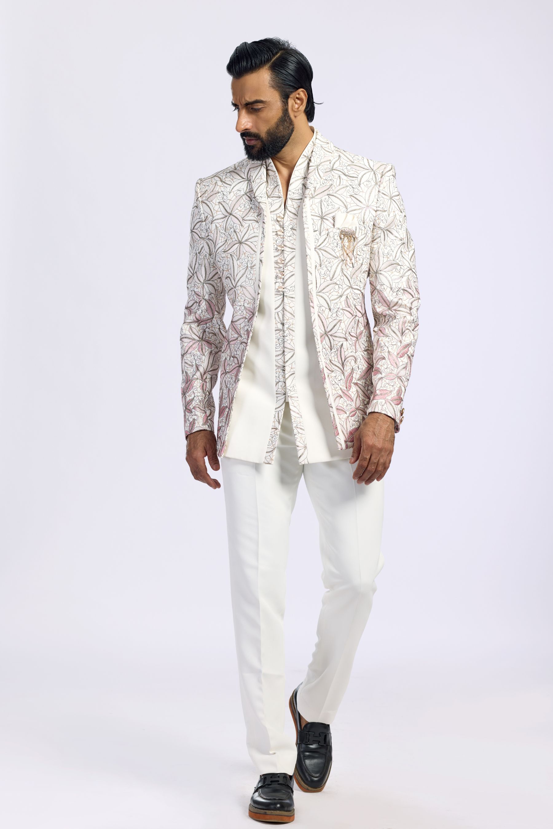 MODERN EMBROIDERED DESIGN BANDHGALA 