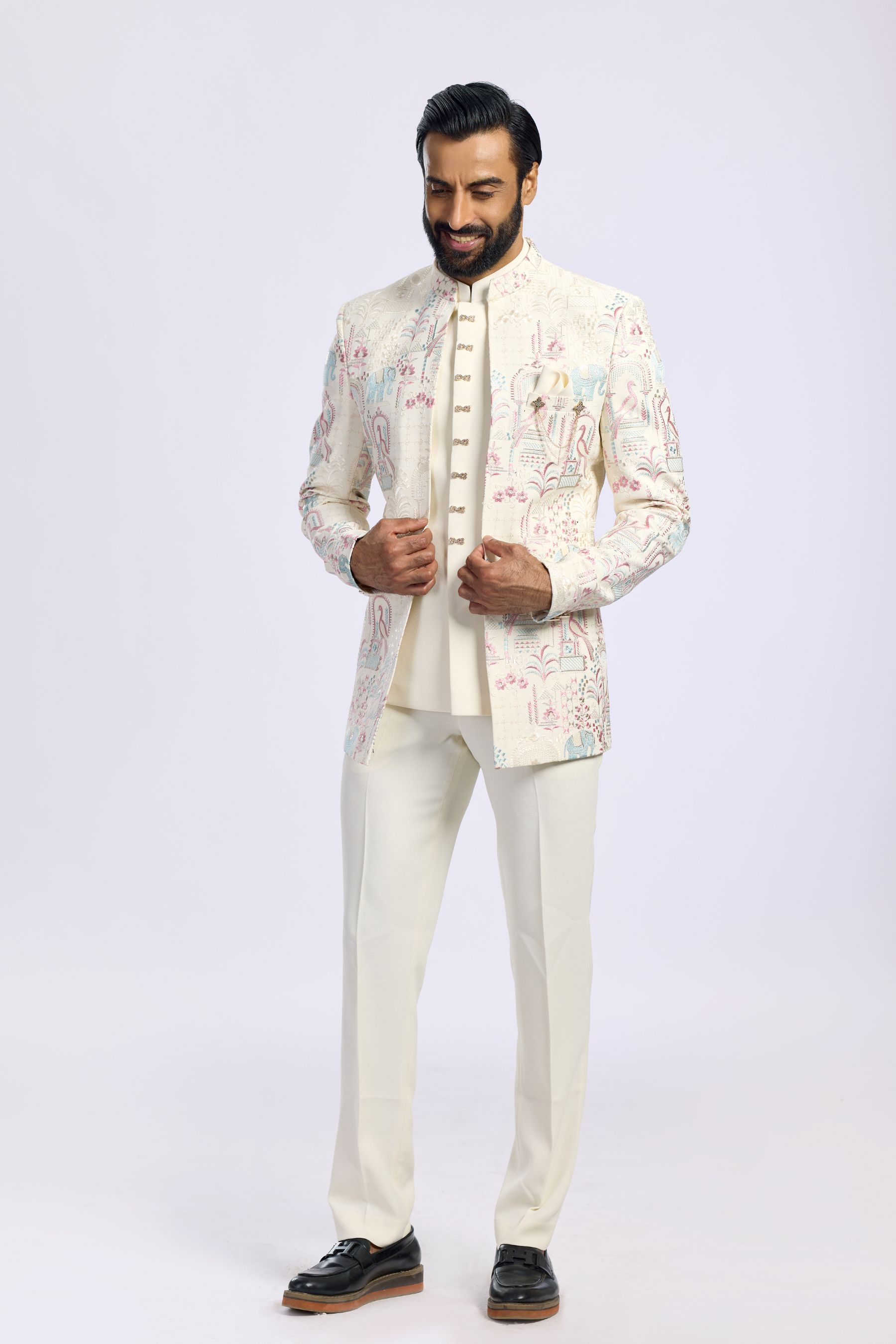 IVORYBANDHGALA WITH ELEPHANT MOTIF 