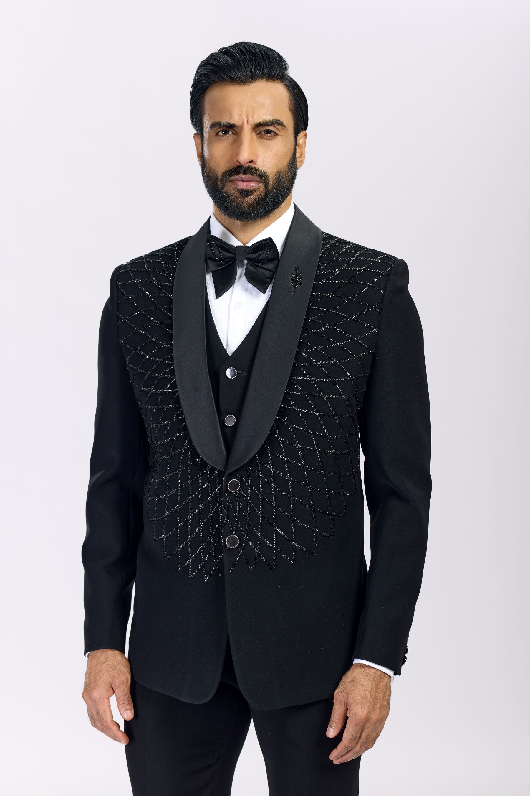 EMBROIDERED BLACK  SET 