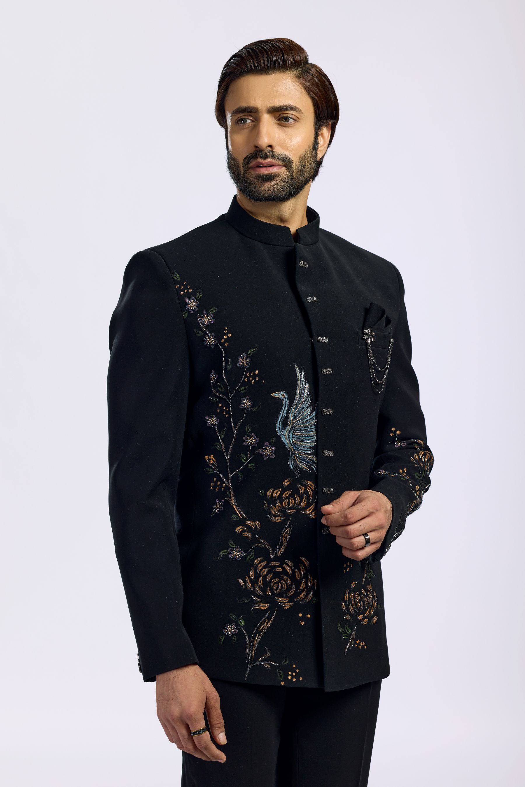 BIRD AND FLORAL MOTIF BANDHGAL 